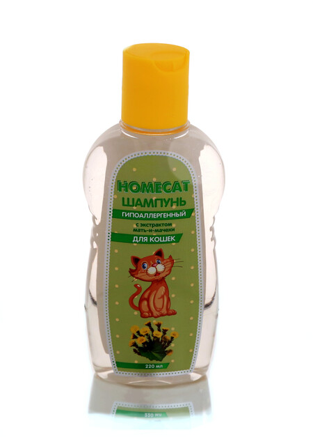 HOMECAT 220 мл шампунь для кошек гипоаллергенный с экстрактом мать-и-мачехи