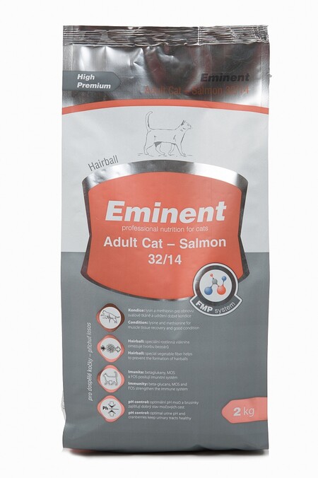 EMINENT Cat Adult-Salmon 32/14 2 кг сухой корм для кошек с лососем